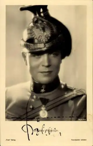 Ak Schauspieler Gustav Fröhlich, Portrait in Uniform, Filmkostüm, Autogramm