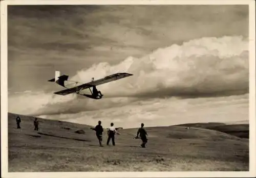 Ak Gersfeld in der Rhön Hessen, Wasserkuppe, Segelflugzeug, Zögling Start