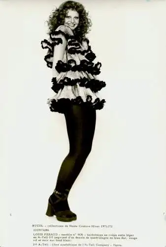 Foto Reklame, Louis Feraud, Haute Couture Hiver 1971 / 1972, Model