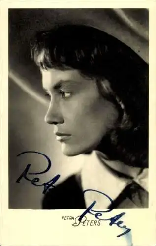 Ak Schauspielerin Petra Peters, Portrait, Autogramm