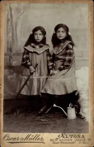 Kabinett Foto Hamburg, Zwei Mädchen, Portrait