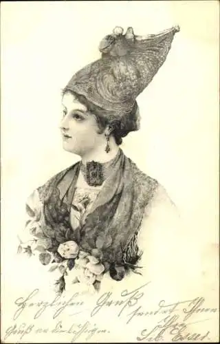 Litho Frau mit extravagantem Hut, Schal, Kette, Blumen