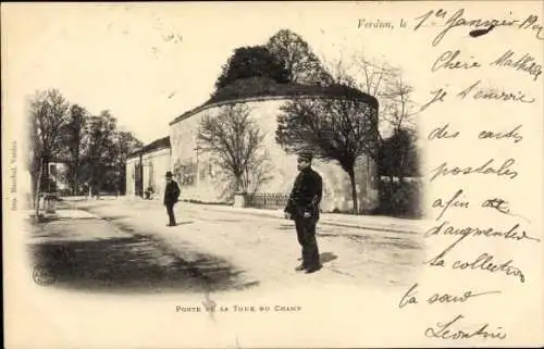 Ak Verdun Meuse, Porte de la Tour du Champ