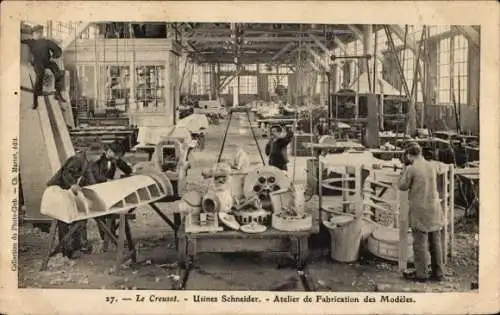 Ak Le Creusot Saône et Loire, Usines Schneider, Ateliers de Fabrication des Modeles