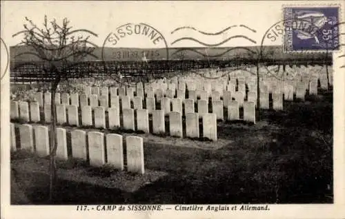 Ak Sissonne Aisne, Camp de Sissonne, Cimetière Anglais et Allemand