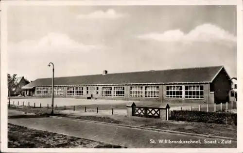 Ak Soest Zuid Utrecht Niederlande, St. Willibrordusschool