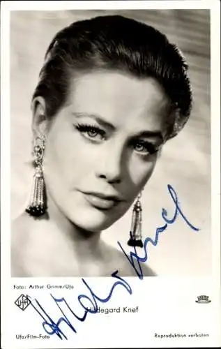 Ak Schauspielerin und Sängerin Hildegard Knef, Portrait, Autogramm