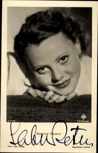 Ak Schauspielerin Sabine Peters, Portrait, Autogramm