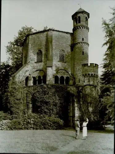 Foto Paul Wolff, Mettlach im Saarland, Alter Turm, Kloster Sankt Peter und Maria, Bochscher Garten
