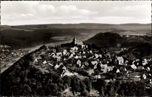 Ak Obermarsberg Marsberg im Sauerland, Fliegeraufnahme vom Ort