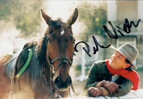 Foto Schauspieler Peter Nixon, Portrait, Pferd, Autogramm