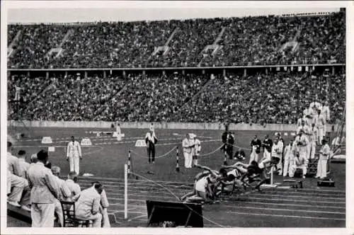 Sammelbild Olympia 1936, 800m Läufer beim Start, Sieger John Woodruff