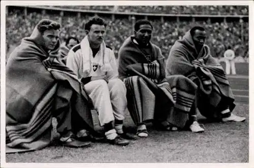 Sammelbild Olympia 1936, Sprinter Frank Wykoff, Paul Hänni, Ralph Metcalfe, Jesse Owens