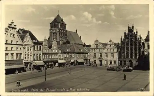 Ak Hansestadt Greifswald, Platz der Freundschaft, Marienkirche