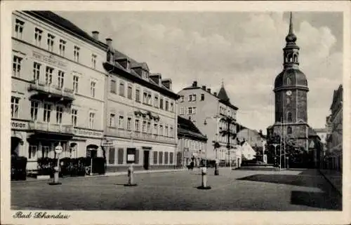Ak Bad Schandau an der Elbe, Blick auf Platz mit Hotel Goldener Anker, Kirche