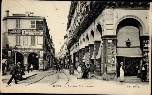 Ak Algier Alger Algerien, La Rue Bab Azoum, Arkaden, Cafe du Vieux Grenadier