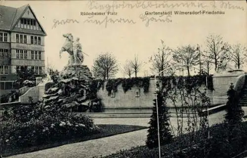 Ak Berlin Wilmersdorf, Rüdesheimer Platz, Steinskulptur