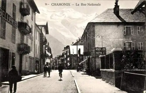 Ak Chamonix Mont Blanc Haute Savoie, Rue Nationale