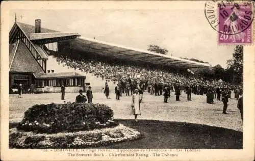 Ak Deauville-Calvados, Rennbahn Clairefontaine, Tribünen