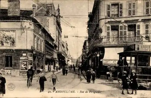 Ak Angoulême Charente, Rue de Perigueux