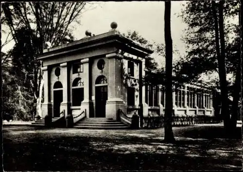 Ak Compiègne Oise, Foret de Compiegne, Clairiere de l'Armistice, L'Abri du Wagon