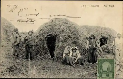 Ak Gourbi Algerien, Hütte, Anwohner