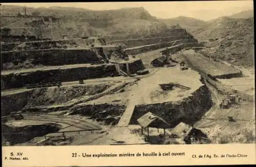 Ak Une exploitation minière de houille à ciel ouvert, Kohletagebau