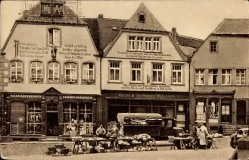 Ak Sankt Wendel Saarland, Häuser mit Bekenntnissprüchen am Domplatz, Marktstände