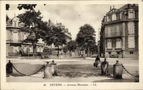 Ak Nevers Nièvre, Avenue Marceau