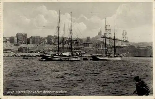 Ak Marseille Bouches du Rhône, Hafen, Fischerboote