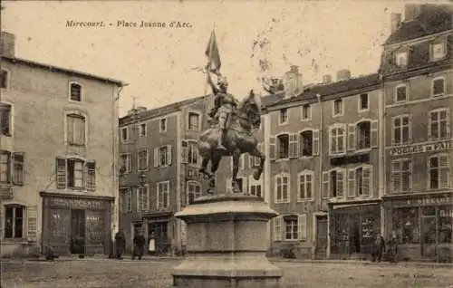 Ak Mirecourt Lothringen Vosges, Place Jeanne d'Arc