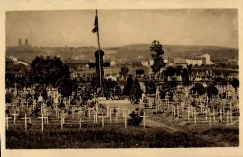 Ak Verdun Meuse, Cimetière Militaire du Faubourg Pavé