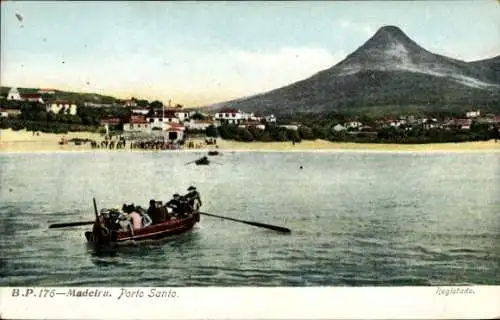 Ak Madeira Portugal, Porto Santo, Boot rudert zum Strand, Ort