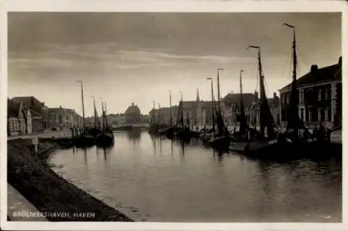 Ak Brouwershaven Zeeland, Hafen, Fischerboote