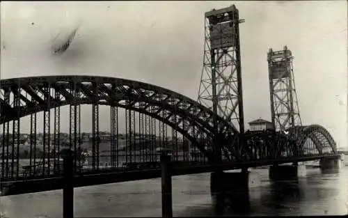 Ak Rostov Rostow am Don Russland, Eisenbahnbrücke