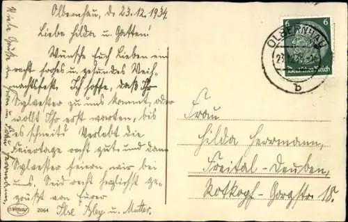 Ak Glückwunsch Weihnachten, Kind, Korb mit Geschenken, Wegweiser