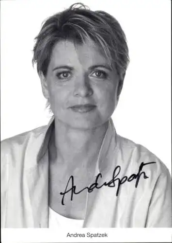 Ak Schauspielerin Andrea Spatzek, Portrait als Gabi Zenker in Lindenstraße, Autogramm