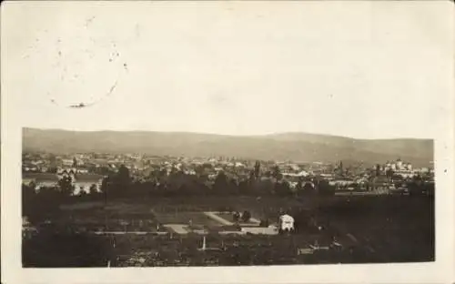 Ak Niš Nisch Serbien, Stadtansicht vom Soldatenfriedhof aus