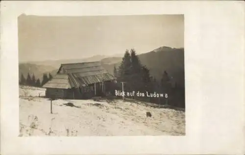 Foto Ak Ukraine, Blick auf den Ludowa, Winteransicht