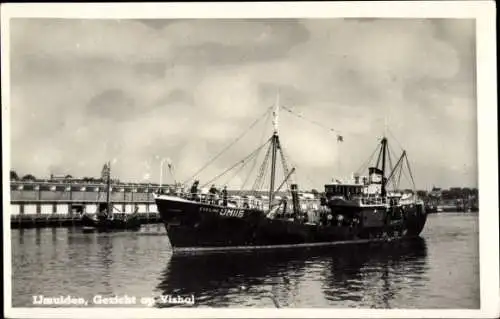 Ak IJmuiden Ymuiden Velsen Nordholland, Fischerboot im Hafen