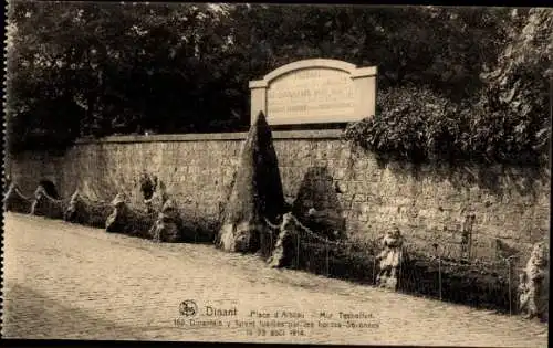 Ak Dinant Wallonien Namur, Place d'Albeau, Mur Tschoffen, Denkmal 23. August 1914