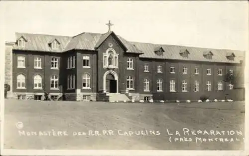 Ak Montreal Québec Kanada, Monastere des R.R.P.P. Capucins, La Reparation