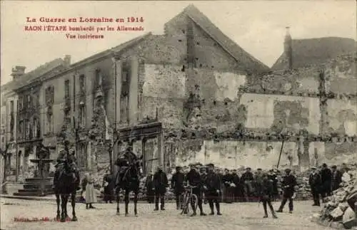 Ak Raon l'Étape Lothringen Vosges, bombarde par les Allemands, vue interieure