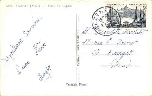 Ak Bézenet Allier, Place de l'Eglise, Kirche, Denkmal