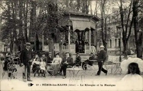 Ak Néris les Bains Allier, Musikpavillon, Zuhörer