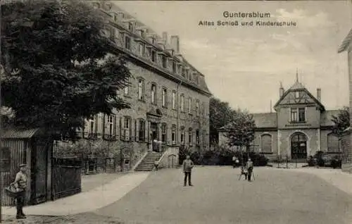 Ak Guntersblum am Rhein, Altes Schloss, Kinderschule