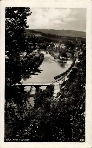 Ak Falkenau Sachsen, Blick zum Ort, Wälder, Brücke