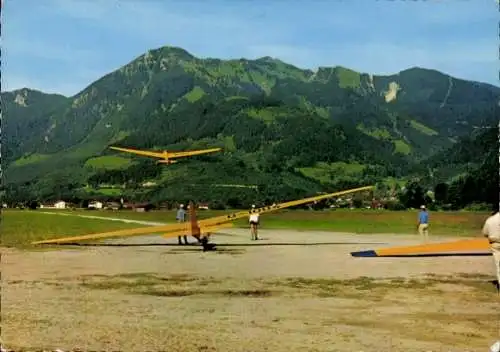 Ak Unterwössen im Kreis Traunstein Oberbayern, Segelflugplatz, Segelflugzeuge, D 1004