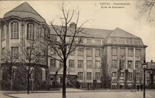 Ak Trier an der Mosel, Gewerbeschule, Vorderansicht