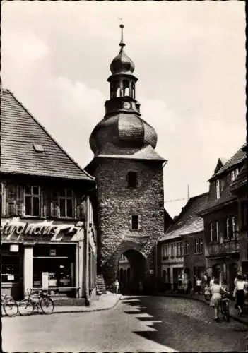 Ak Hettstedt im Harzvorland, Saigerturm, Durchfahrt, Geschäft